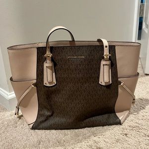 COPY - Michael Kors large tote